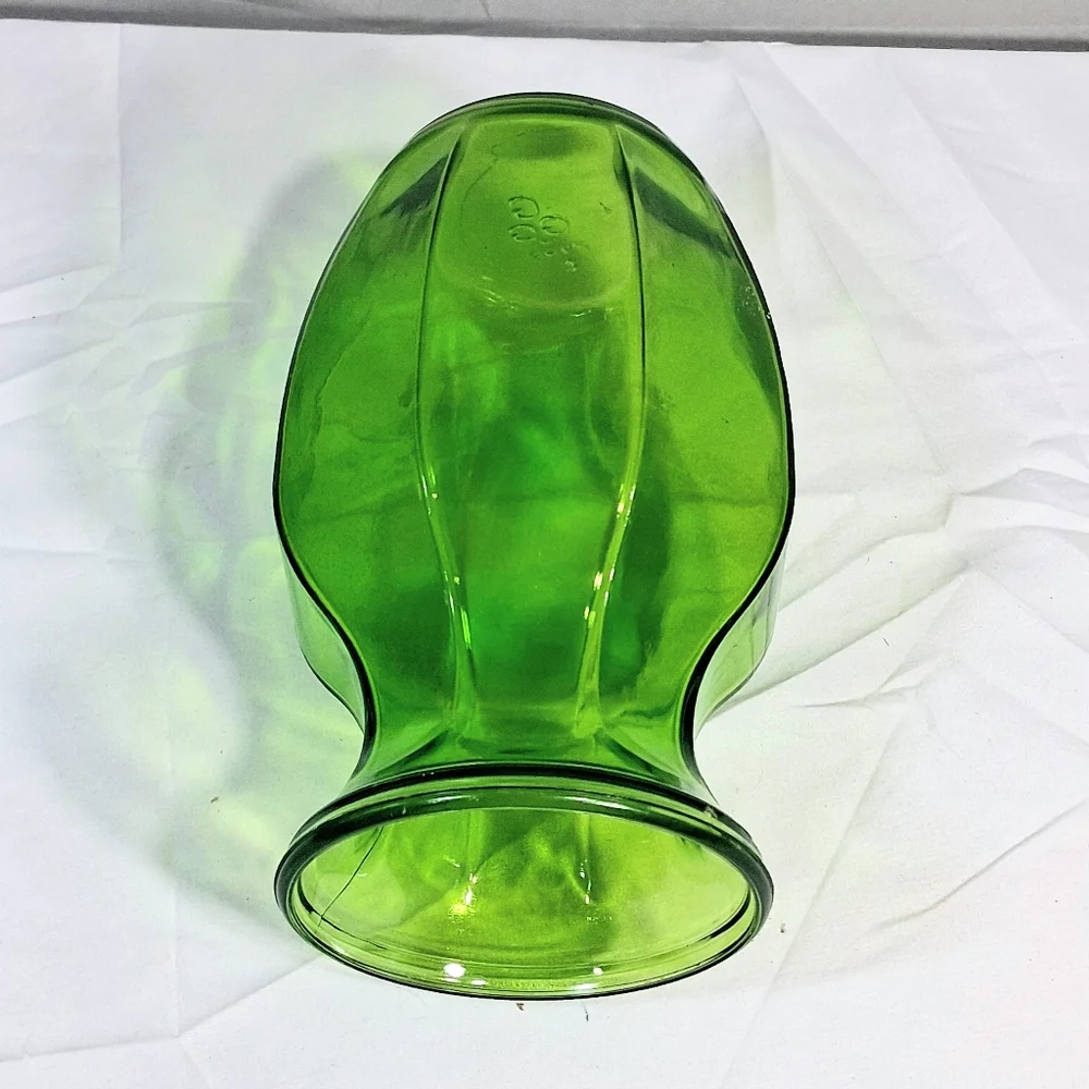 Avocado Green Fluted Garcia Glass Co. Vintage 8 Sided Flared Fluted Vase